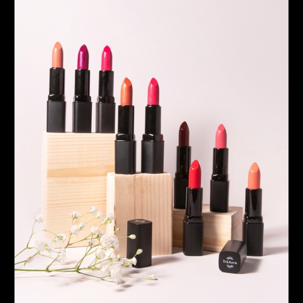 Clean Color - Lipstick - Bare - TruAura Clean Beauty - Picture 3 of 4